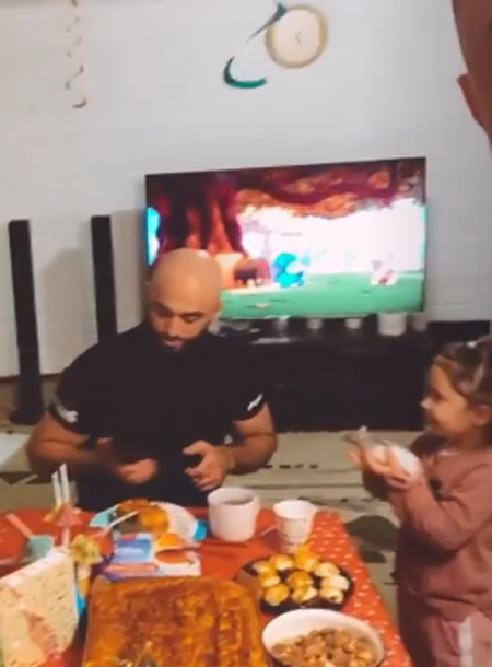 Павел Прилучный отпраздновал день рождения с дочерью и сыном Павел Прилучный отпраздновал день рождения с дочерью и сыном Дети,Дети знаменитостей