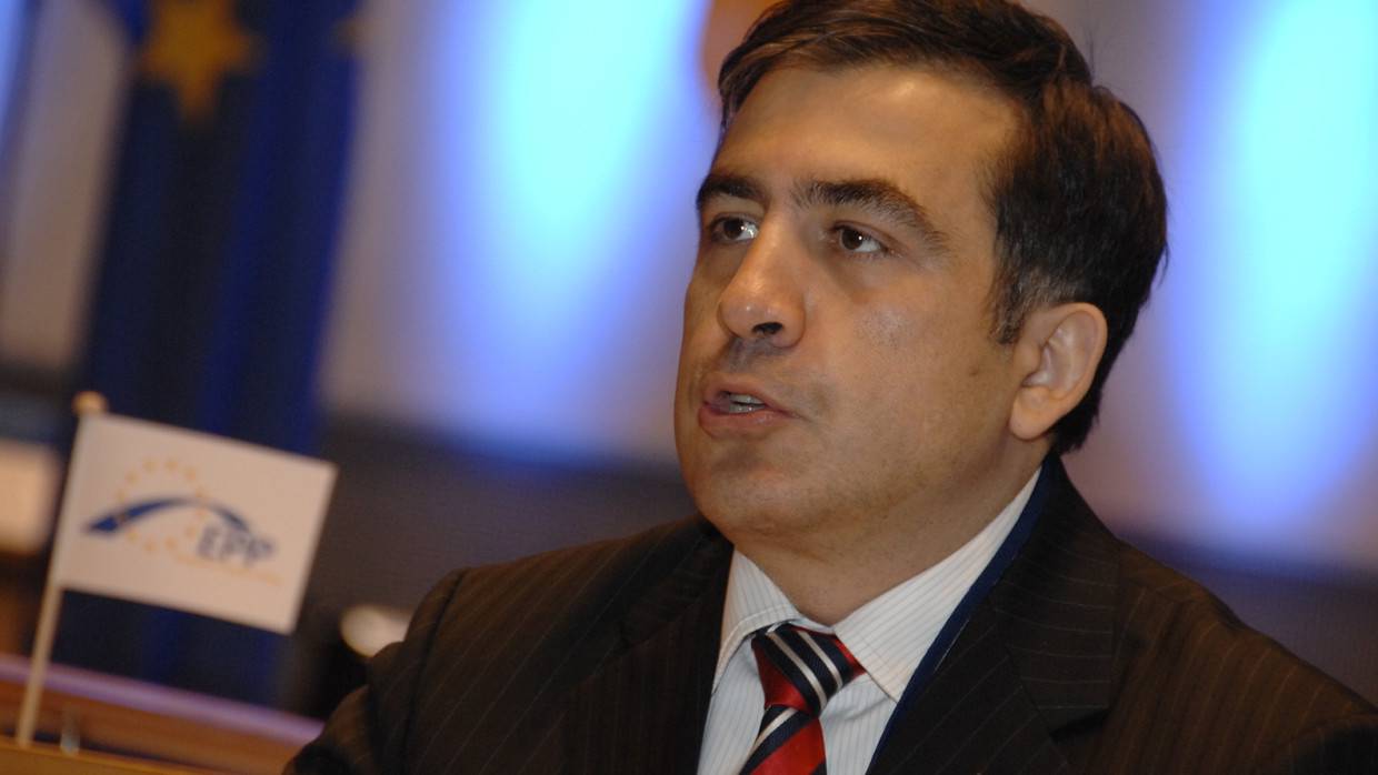 Саакашвили пожаловался на насилие со стороны персонала тюремной больницы в Тбилиси