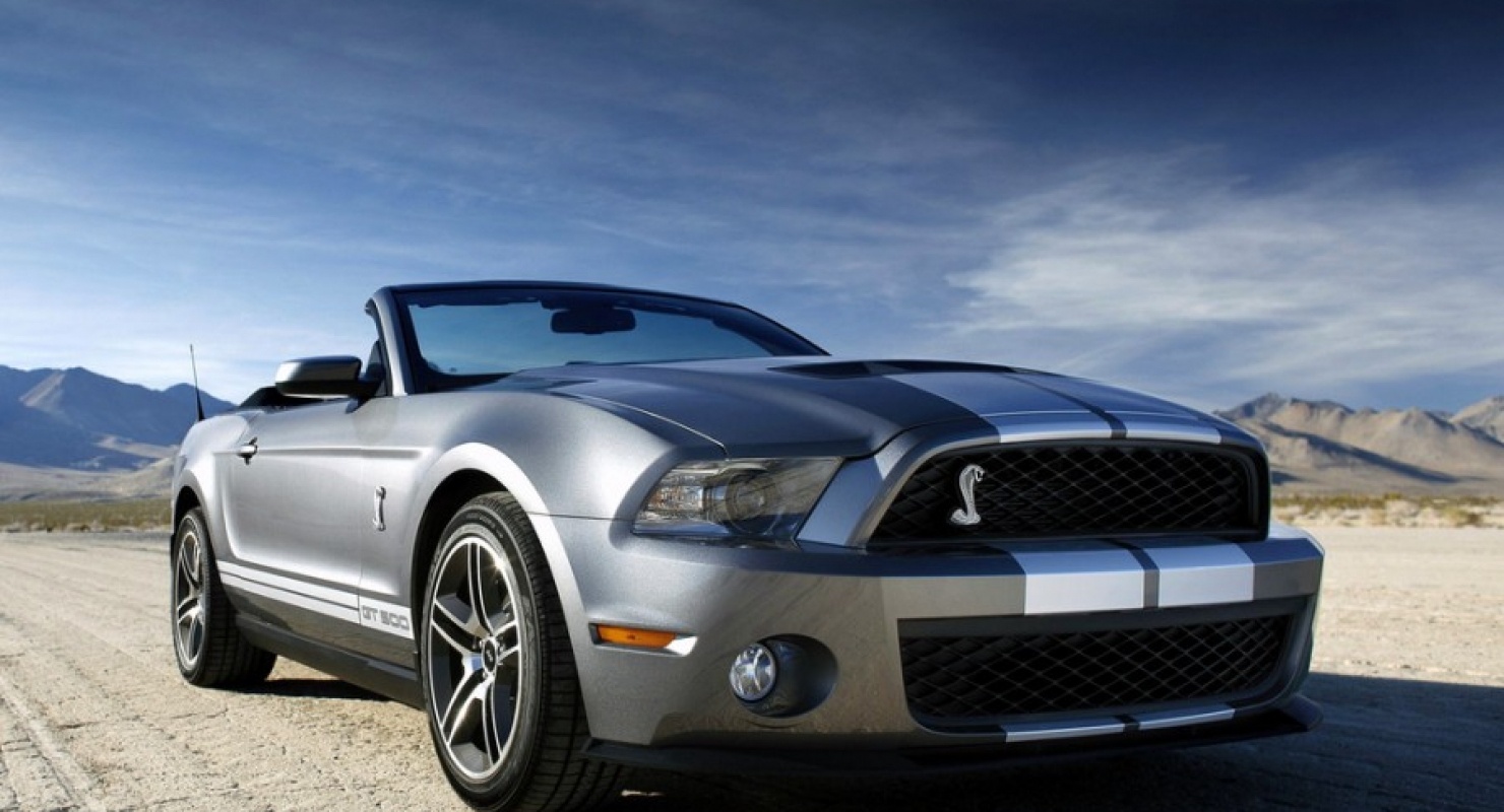 Техасский коллекционер автомобилей собрал свыше 200 экземпляров культовых Ford Shelby