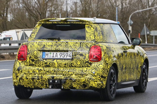 MINI JCW Hot Hatch получил еще одно обновление Автомобили