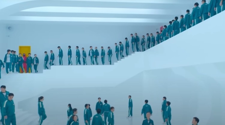 Реальный номер телефона в сериале «Игра в кальмара» удалят из серий Общество