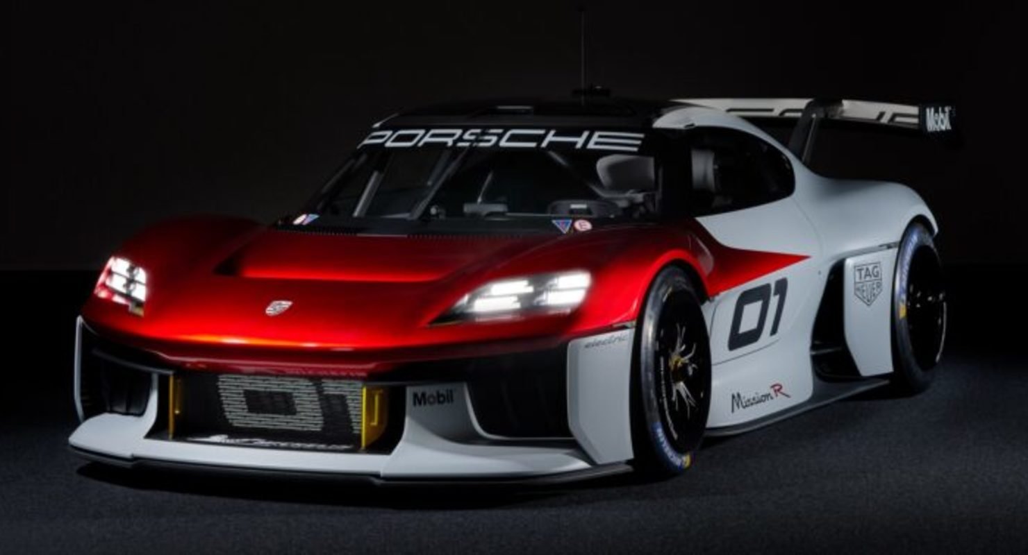 Porsche представила в Мюнхене концептуальный спорткар Mission R