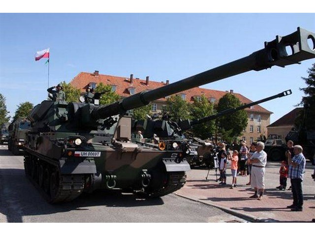 Польша создает на востоке страны самую мощную дивизию сухопутных войск Польша создает на востоке страны самую мощную дивизию сухопутных войск армия