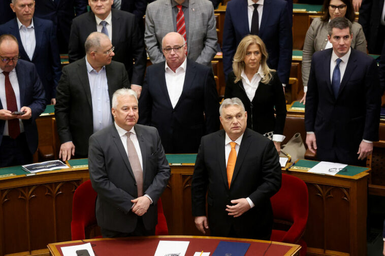 «Ясный сигнал Путину»: Венгрия одобрила заявку Швеции в НАТО спустя 21 месяц
