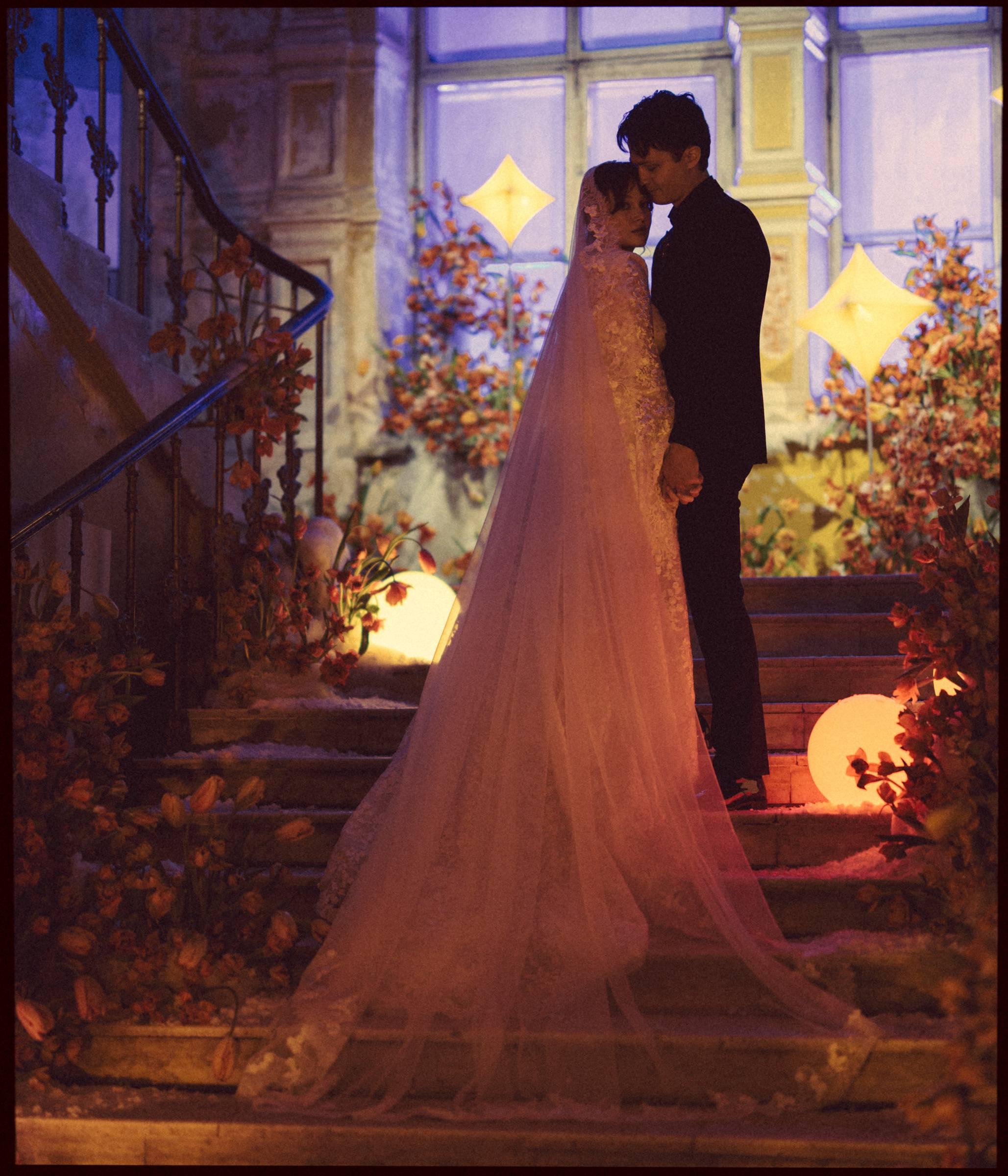 Внучка Иосифа Бродского вышла замуж: и это самая красивая свадьба, которую мы когда-либо видели format-article,noindex,tiktok (тикток),социальная сеть,александр бродский,алексей руткис,Знаменитости,Иосиф Бродский,лента,ру,издание,мария руткис,рая вольперт