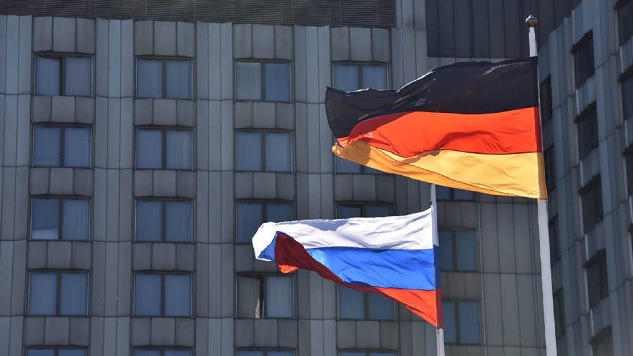 Немецкий депутат Шмидт заявил, что Россия «минует» Европу в вопросах безопасности