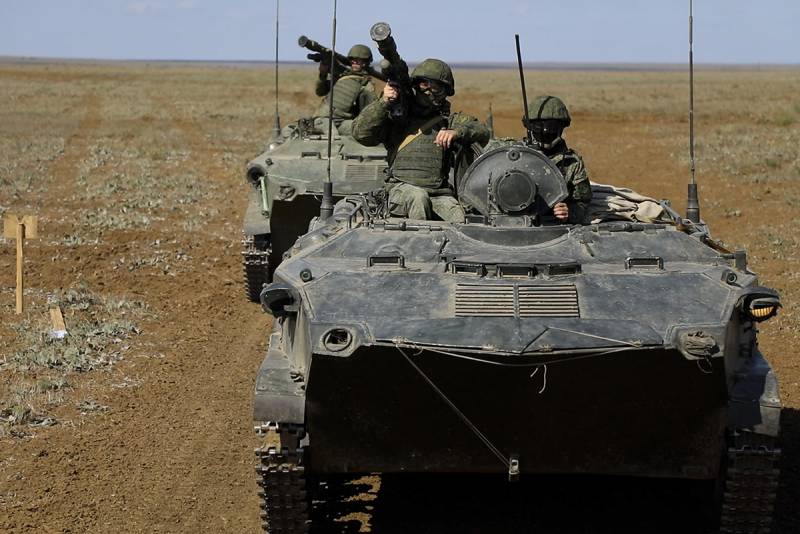 Учения ВДВ в Крыму. Отработка навыков и демонстрация возможностей Учения ВДВ в Крыму. Отработка навыков и демонстрация возможностей армия