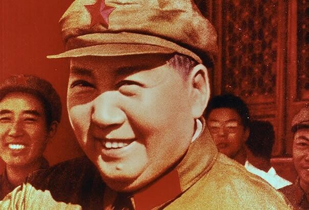 Купание красного председателя: история рекордного заплыва Мао Цзэдуна 