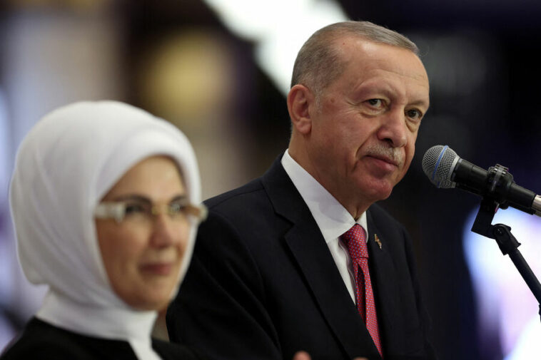 «Не забудем тех, кто нас поддерживал»: Эрдоган стал президентом Турции в третий раз