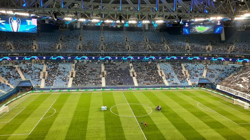 Спортивный журналист Ладненко: «Российский футбол сильно деградировал» Спортивный журналист Ладненко: «Российский футбол сильно деградировал» Спорт