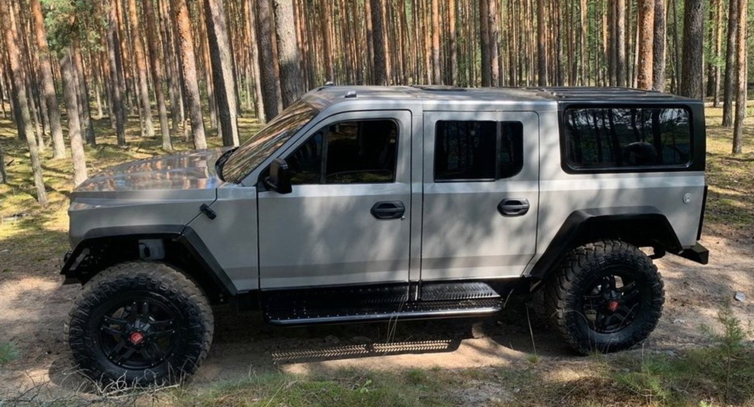 На военно-техническом форуме «Армия-2021» представлен новый внедорожник «Стрела»