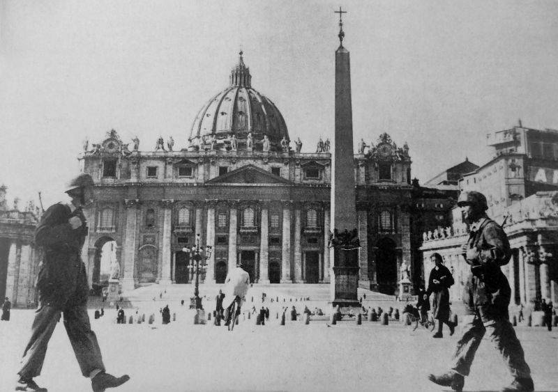 Операция «Ось». Как вермахт захватил Северную и Центральную Италию г,Москва [1405113],история