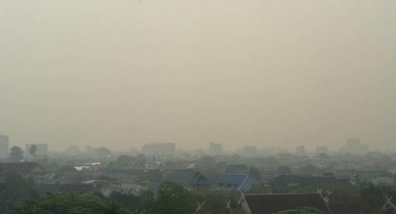 В тайском городе жителей отправили на удаленку из-за грязного воздуха
