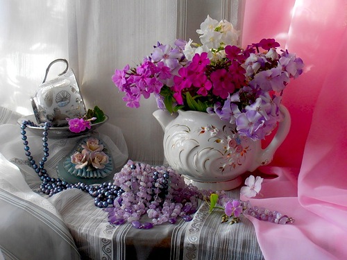 Букеты для домашнего интерьера из живых цветов