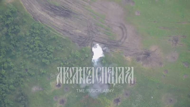 Подтверждено практикой: потенциал барражирующего боеприпаса «Ланцет» Подтверждено практикой: потенциал барражирующего боеприпаса «Ланцет» оружие