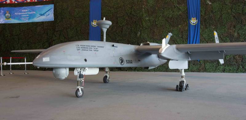 Возрождение Феникса. Сингапурские ВВС стремятся поддерживать технологический уровень. Часть 2 ввс