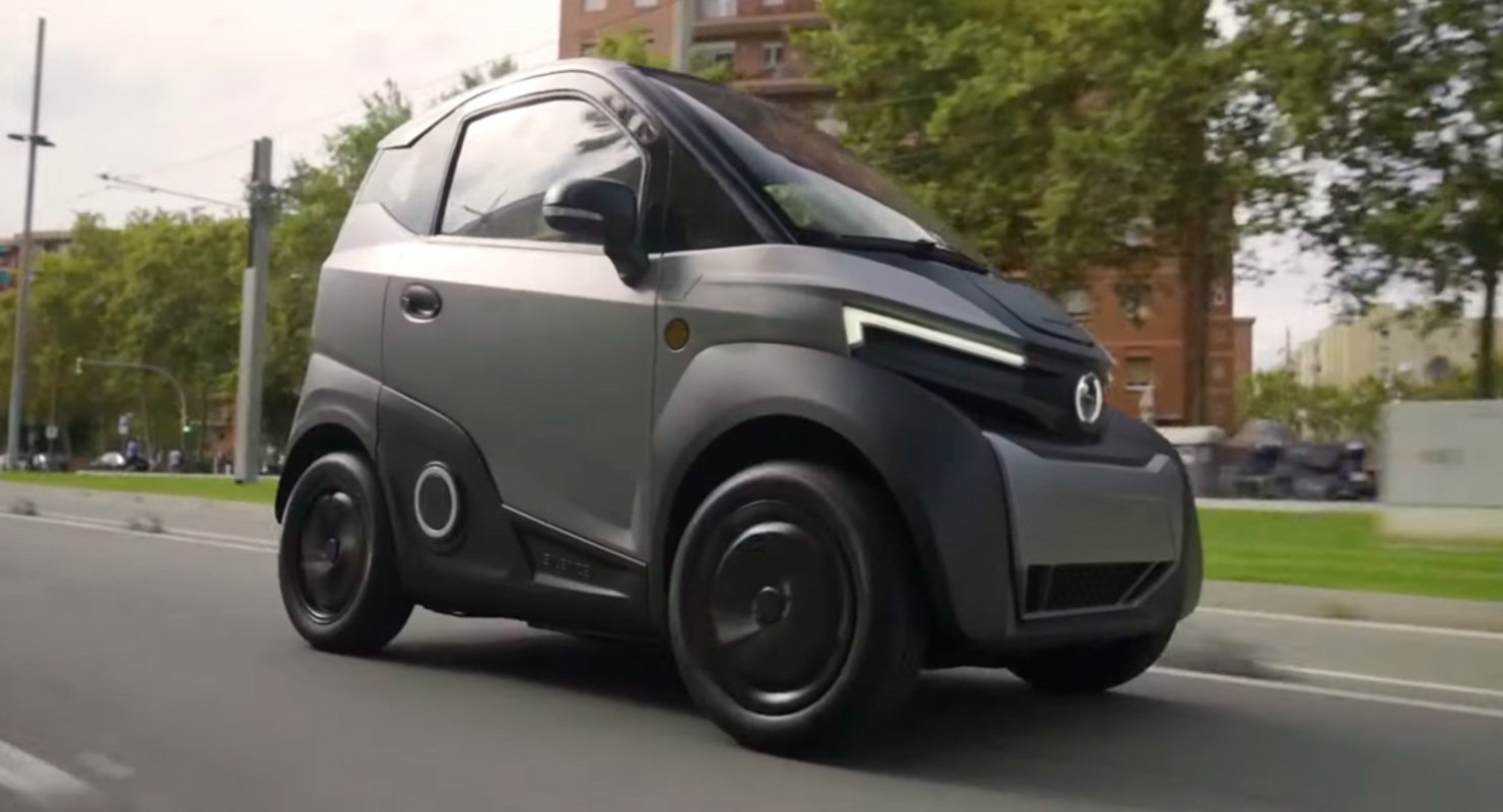 В Испании появился электромобиль за 612 тысяч рублей, которым можно управлять без прав