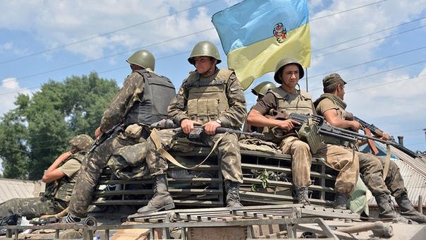 На Украине призвали укреплять армию в ответ на упрощение получения паспортов РФ жителями Донбасса