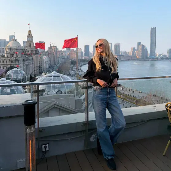 Виктория Лопырёва исполнила мечту и показала кадры из Китая с сыном