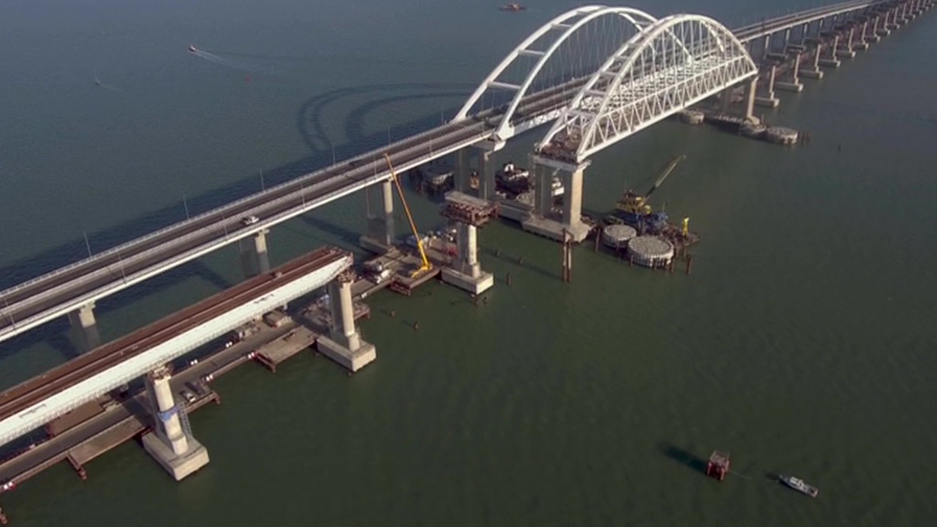 Украина готовит скрытую атаку на опоры Крымского моста – эксперт украина
