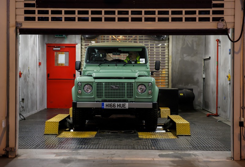 Land Rover свернула производство внедорожника Defender авто, история авто