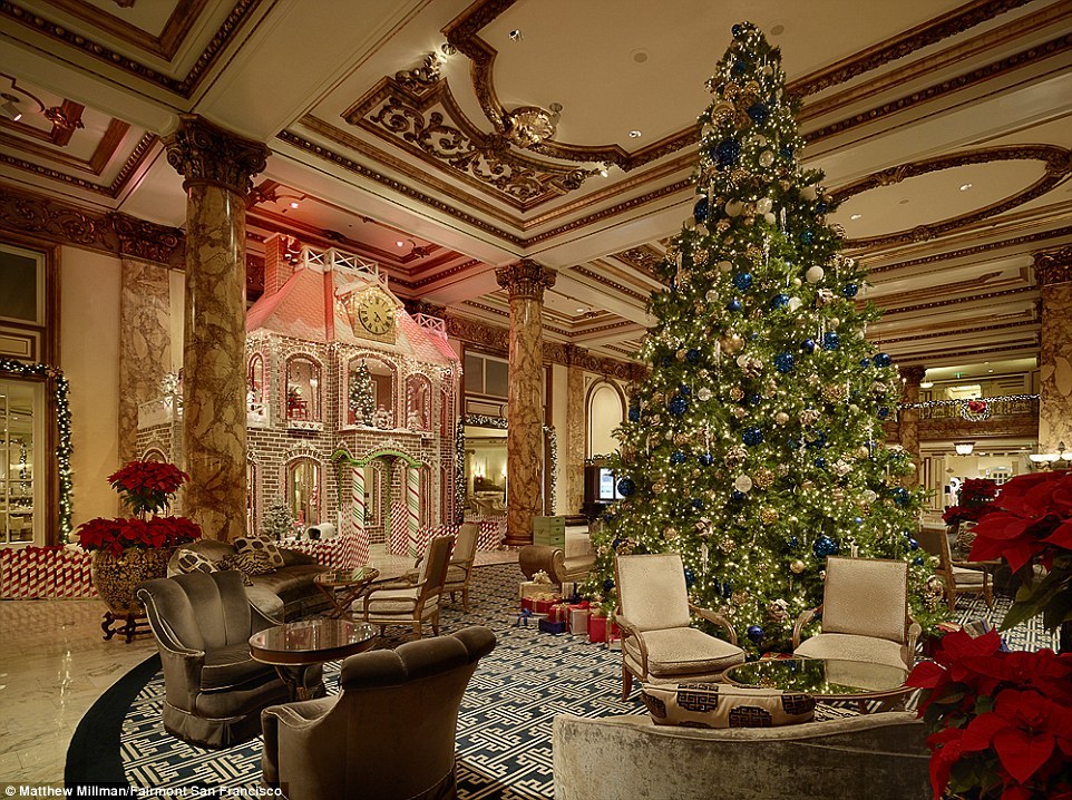 Рождественское убранство самых дорогих гостиниц мира