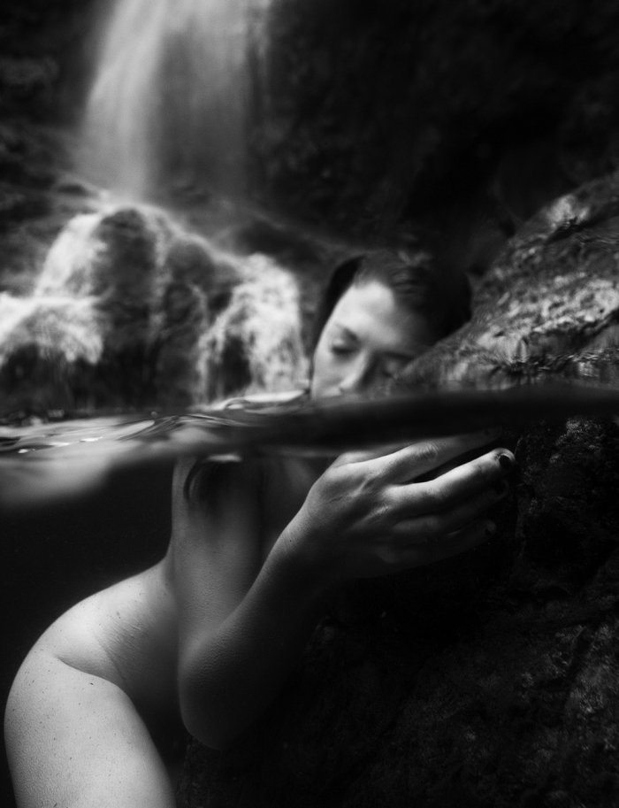 Девушки в воде на снимках Меган Огилви фото,фотография,фотосафари