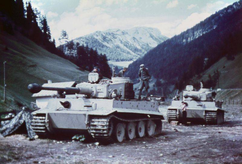 Операция «Ось». Как вермахт захватил Северную и Центральную Италию г,Москва [1405113],история