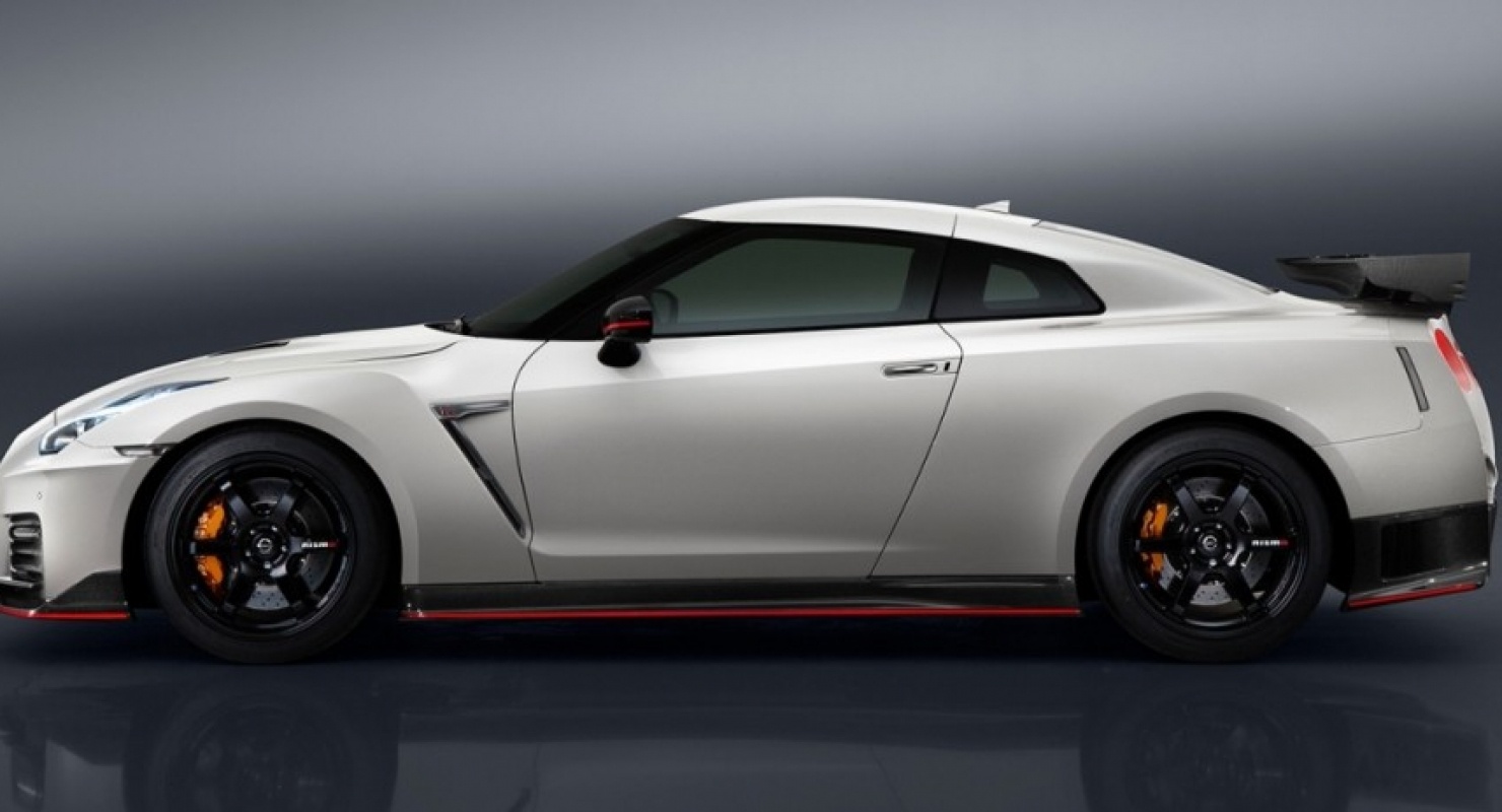 Австралийский тюнер представил Nissan Skyline R34 GT-R мощностью 1150 л.с. в цвете песчаных дюн