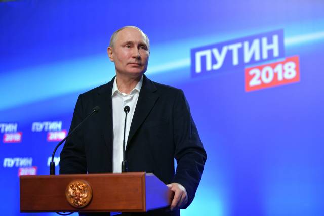 Результат Путина на выборах президента вырос до 76% после подсчета 80% протоколов