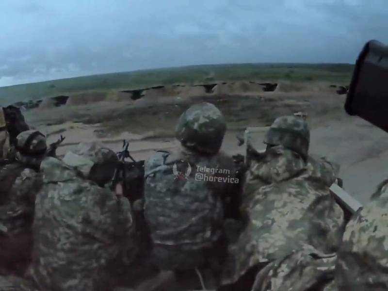 Британские броневики Wolfhound на Украине Британские броневики Wolfhound на Украине оружие