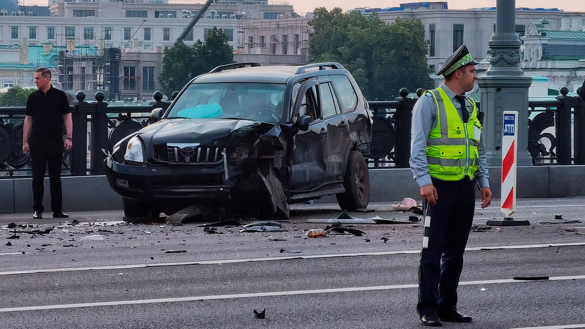 Смертельное ДТП произошло у стен Кремля в Москве