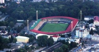 Поляки расторгают сотрудничество из-за переименования стадиона именем Шухевича в Тернополе