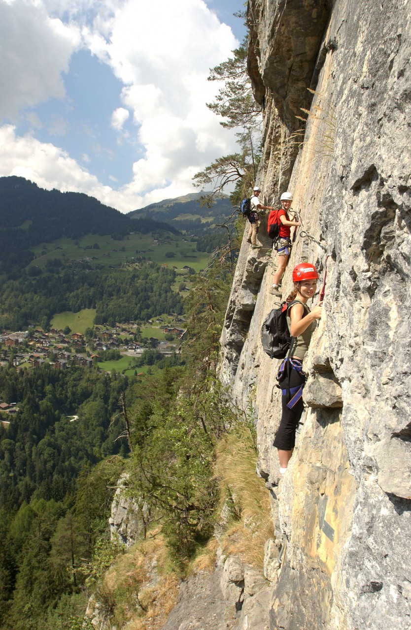 Via Ferrata - железная тропа - не дай бог кому-то на нее попасть! Via Ferrata - железная тропа - не дай бог кому-то на нее попасть!