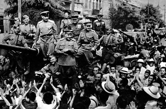 Фотография, которая стала знаменитой на весь мир. Кто этот фронтовик и что с ним стало? история