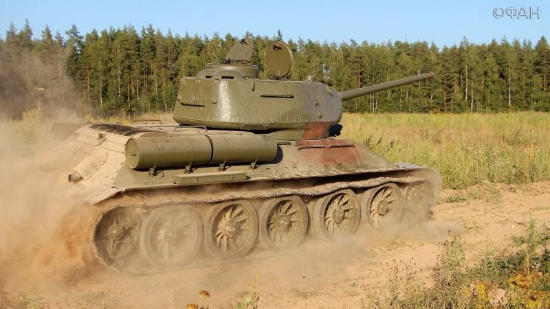 Авторы Mrbaliandras объяснили преимущества Т-34 перед немецким «Тигром»