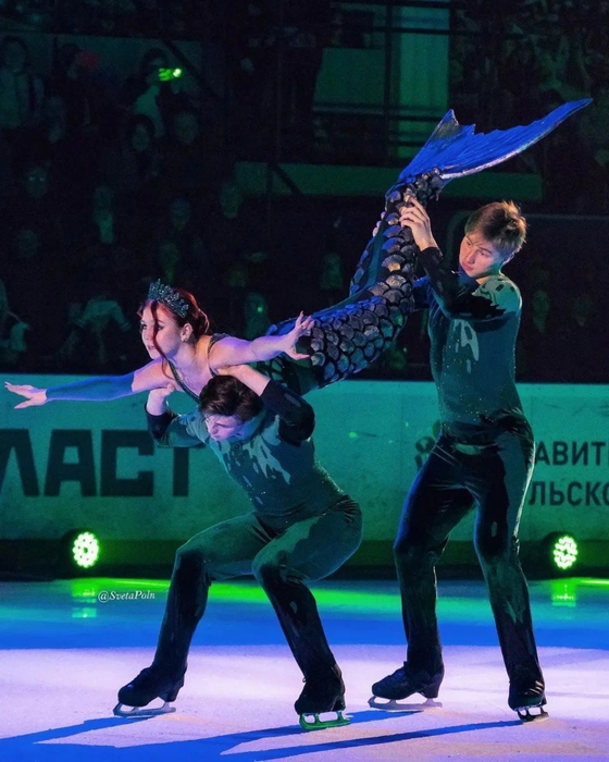 yjFoLhpShhM (560x700, 400Kb)