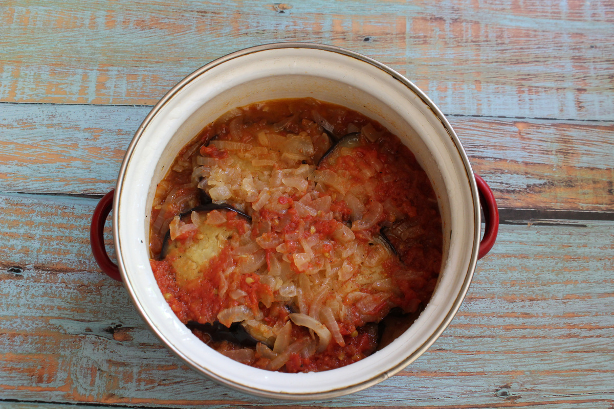 Закуска из баклажанов с помидорами и луком закуску, томатный, посуду, баклажаны, можно, жарки, яблочный, очень, ктото, перед, румяности, обжарим, готовим, добавить, баклажанов, молотый, масло, черный, томатов, легкой