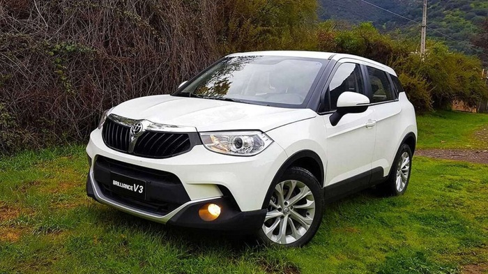 Переднеприводный «китаец» Brilliance V3/ Фото: dzen.ru