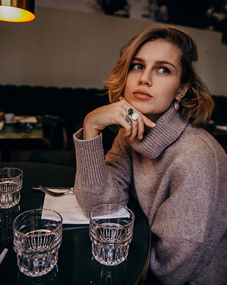 Дарья Мельникова о браке с Артуром Смольяниновым и поиске себя Дарья Мельникова о браке с Артуром Смольяниновым и поиске себя Звезды,Звездные пары