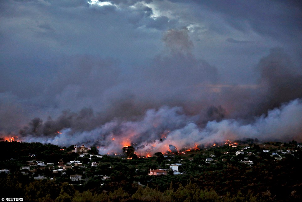 В Греции из-за лесных пожаров уже погибло 50 человек