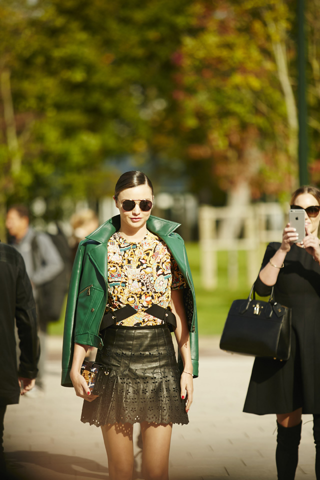 Неделя моды в Париже, весна-лето 2016: street style. Часть 5 (фото 7)