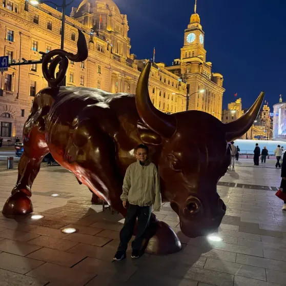 Виктория Лопырёва исполнила мечту и показала кадры из Китая с сыном