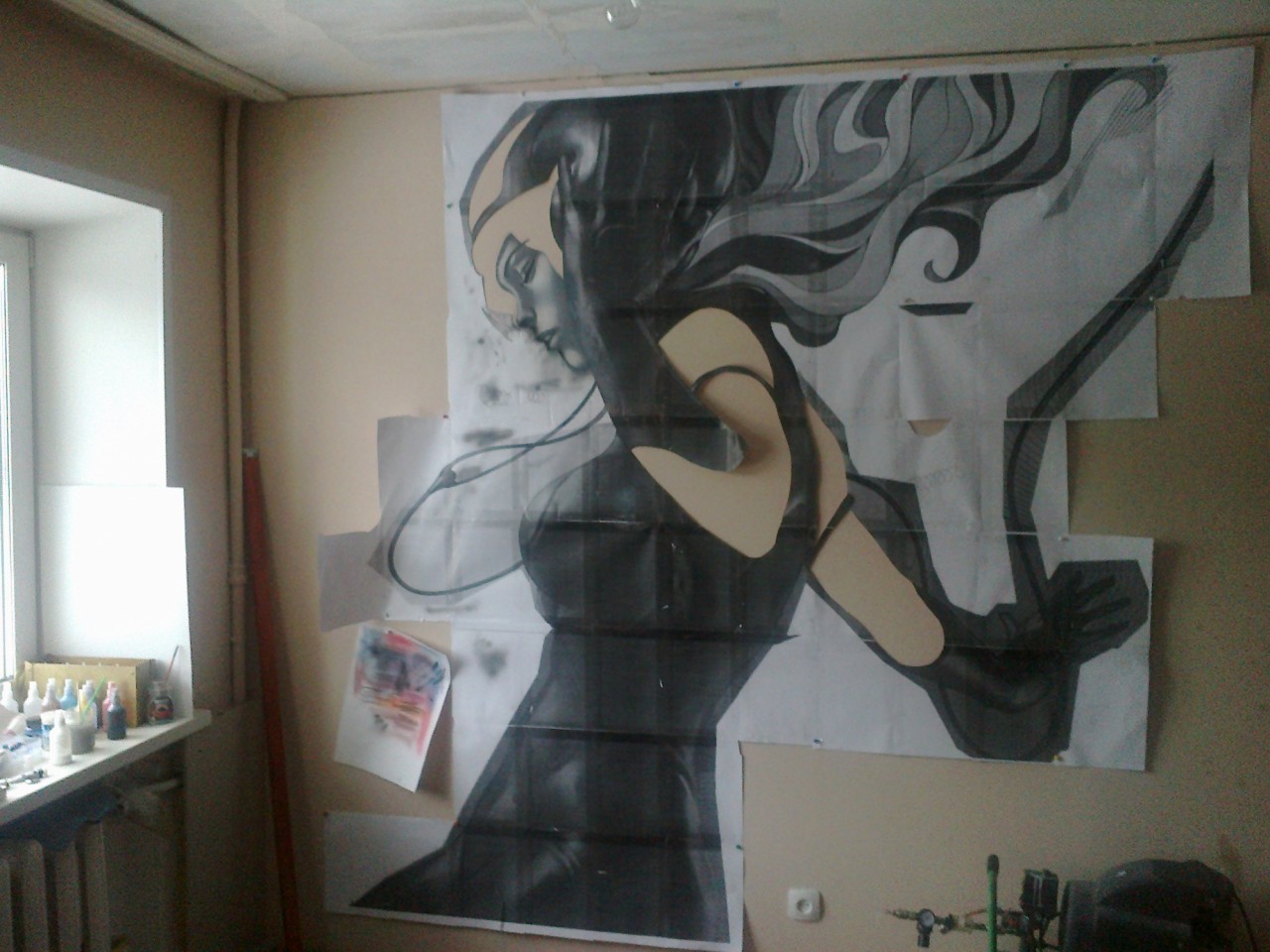 Рисунки на стенах в квартире аниме