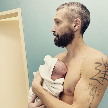 Владимир Кристовский стал отцом в шестой раз Владимир Кристовский стал отцом в шестой раз Дети,Дети знаменитостей