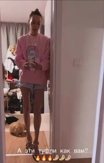 Екатерина Варнава в дерзком платье: новая фотосессия и реакция подписчиков