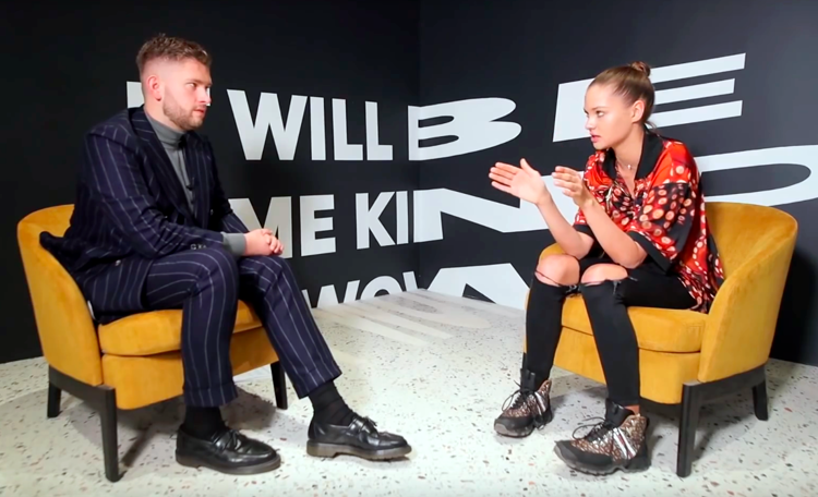 Папины дочки: Алеся Кафельникова, Лиза Пескова и Дарья Тинькова рассказали о деньгах, отцах, хейте и отношении к России