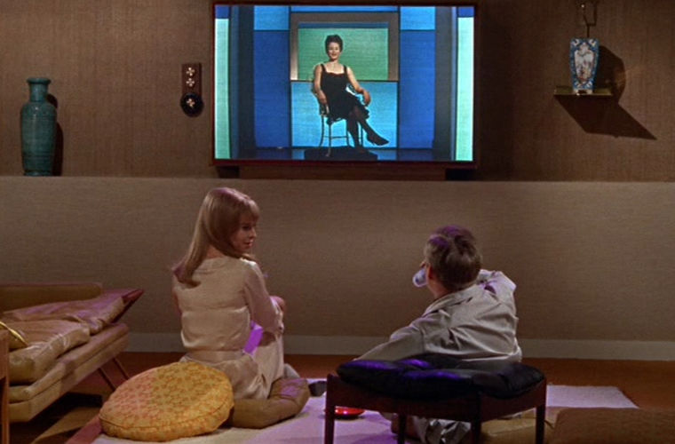 Телевизор: от голубого огонька до зомбоящика Телевизор: от голубого огонька до зомбоящика кино и тв,новости,развлечение,шоубиz,шоубиз