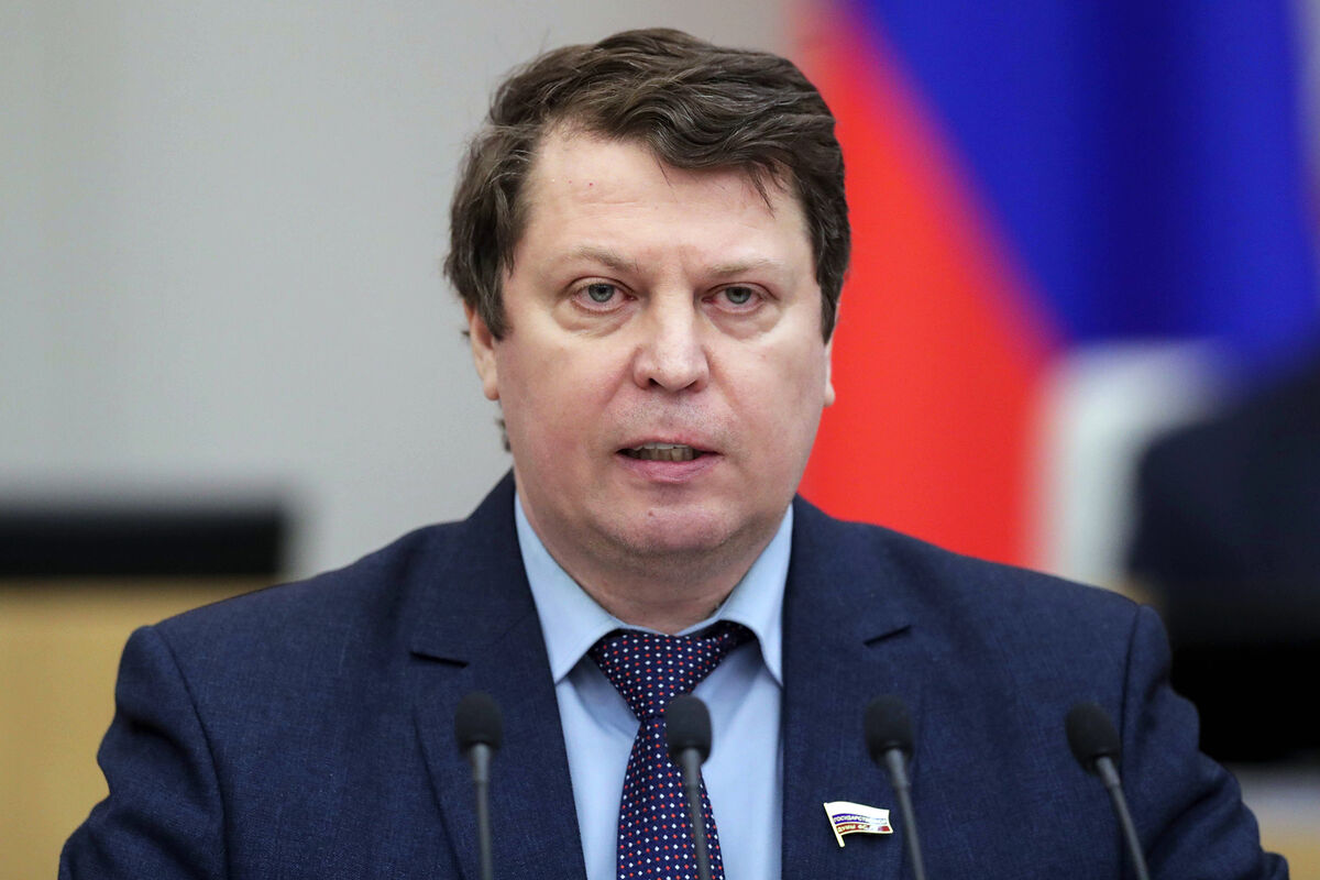 Депутат ГД РФ Матвеев заявил о наглости мигрантов, предложив дать им пинка