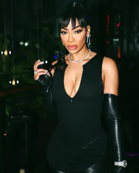 21-летний племянник Бейонсе встречается с 41-летней рэпершей, которая старше его матери Томми, Бейонсе, Джулез, Эпштейна, рэпершей, выложила, соцсетях, видео, матери, старше, когда, многих, Ноулз, Соланж, оскорбительные, столкнулся, ДжейЗи, время, признался, последнее